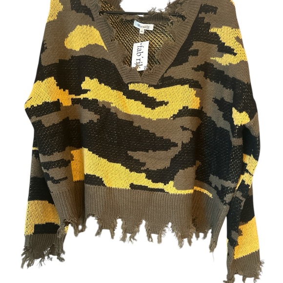 Distressed Camo Sweater M/L - Picture 3 of 6